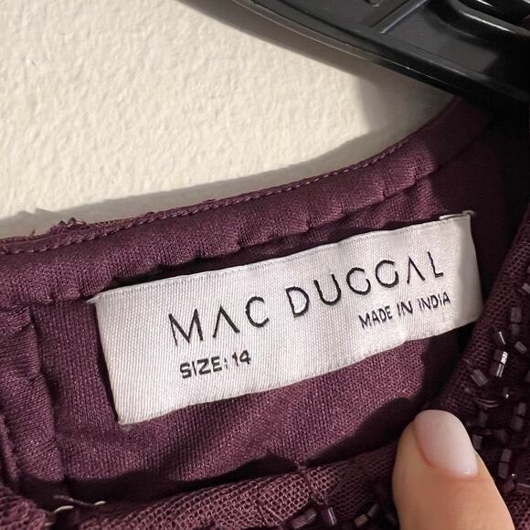 Mac Duggal Sequin Cape Sleeve Gown Amethyst maxi dress size 14 D1 - Picture 5 of 6